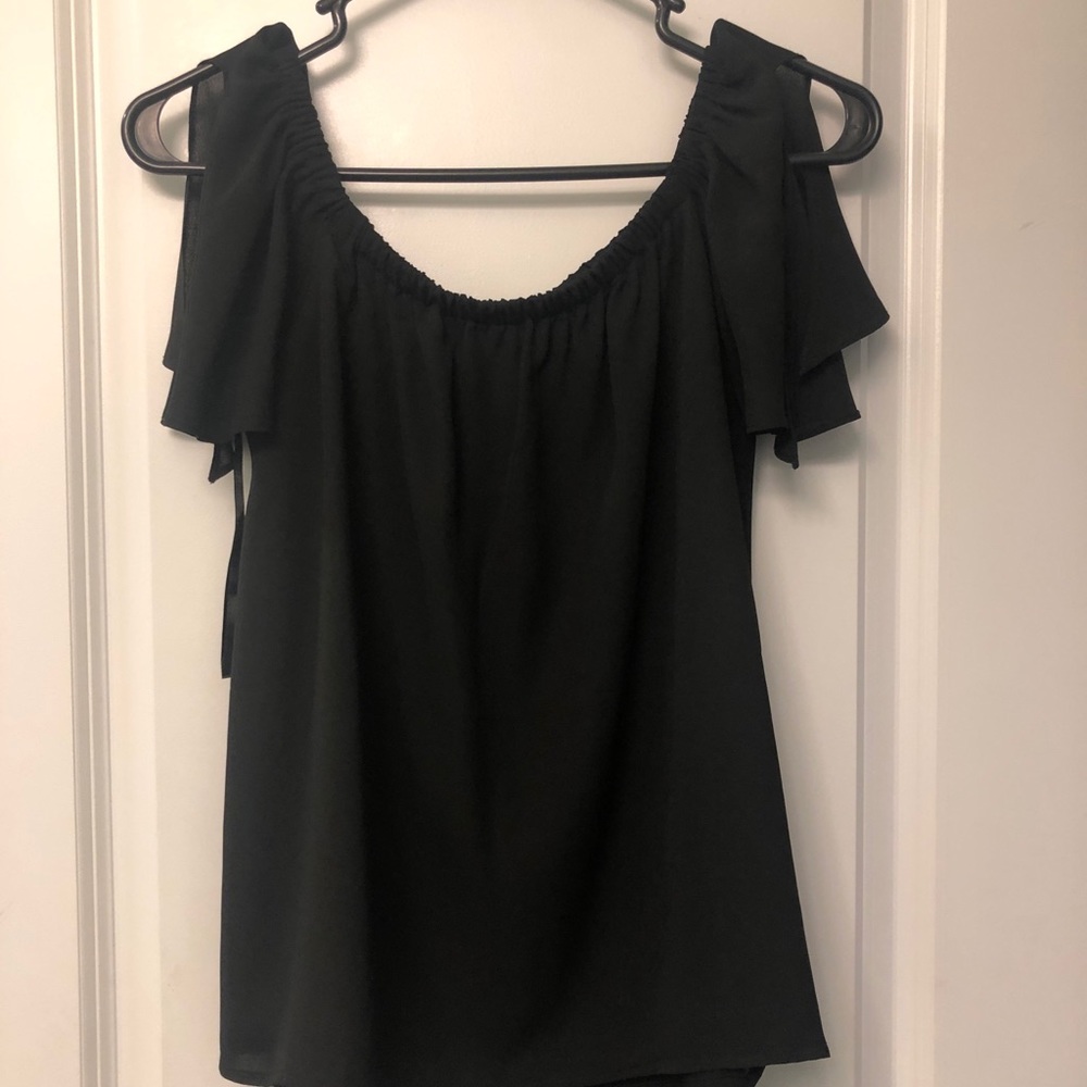Off the shoulder - Naked Zebra NWT
